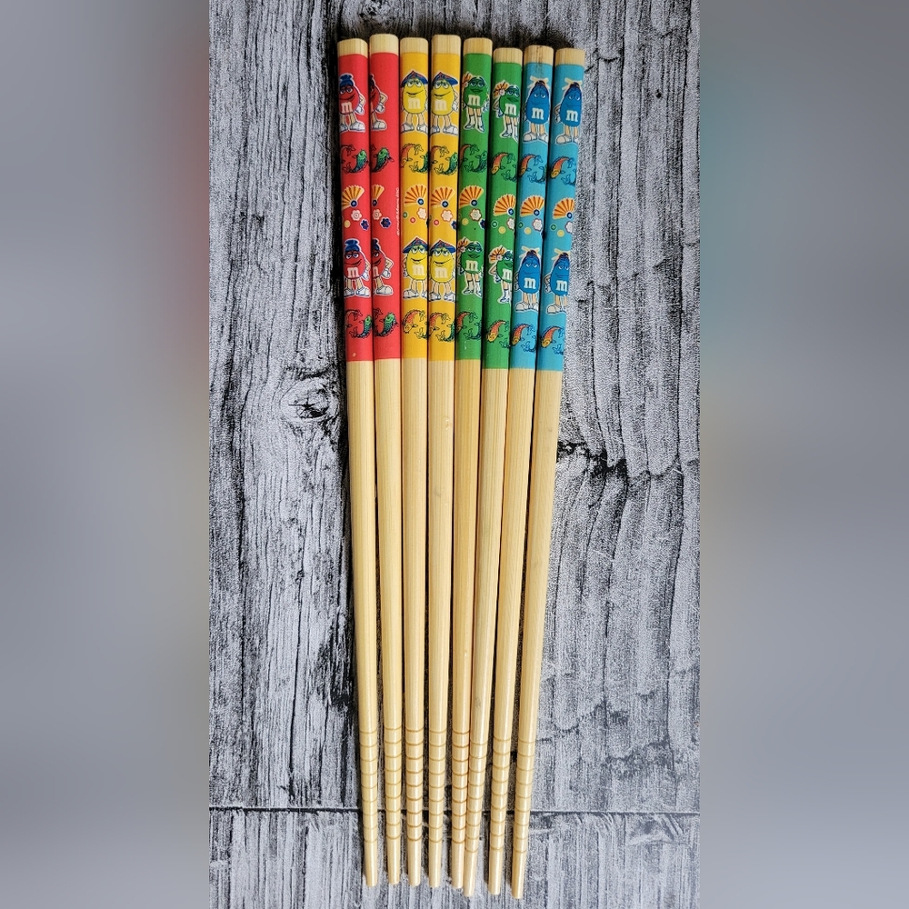 M&M Chopsticks Set